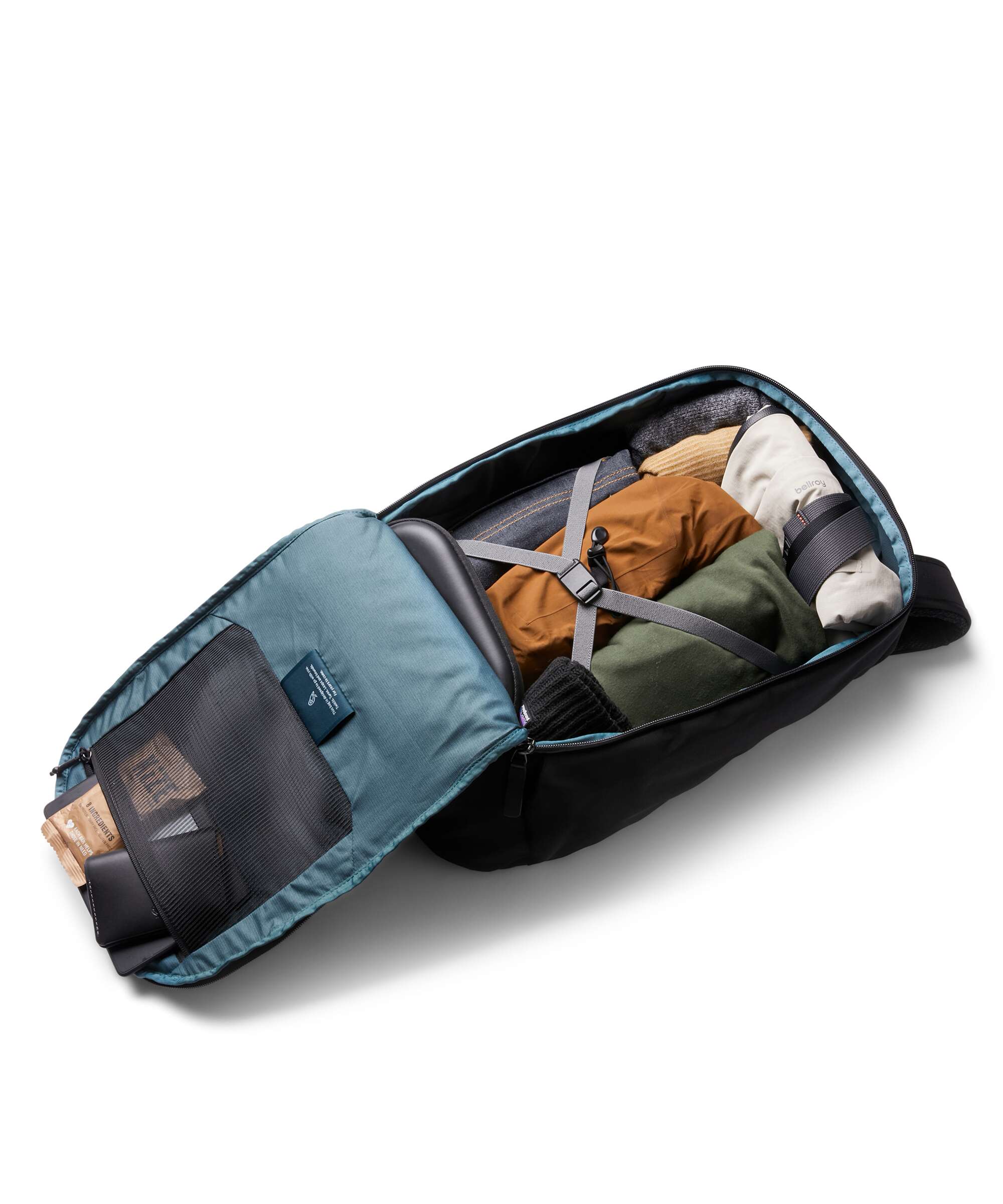 Bellroy Transit 22 Pro Backpack black