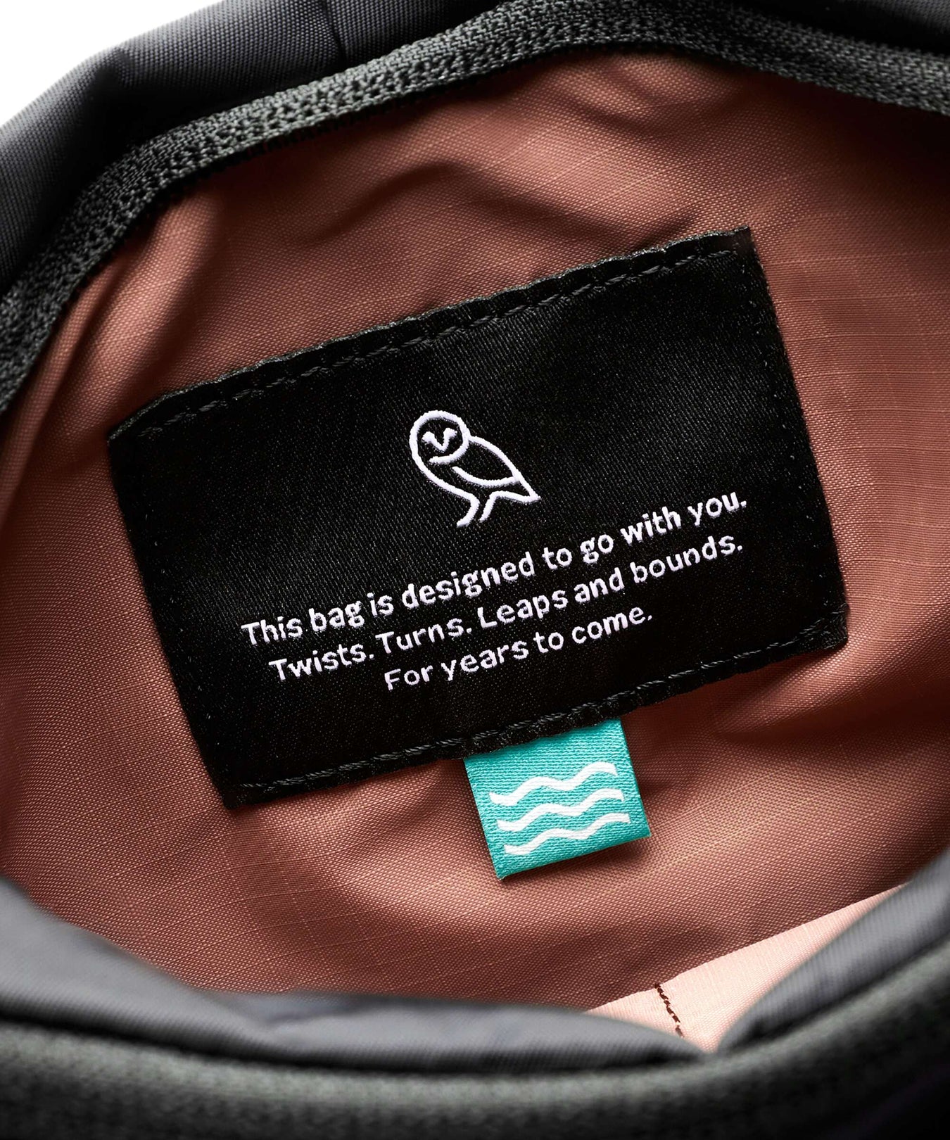 Bellroy Laneway 3.5L Crossbody bag ink