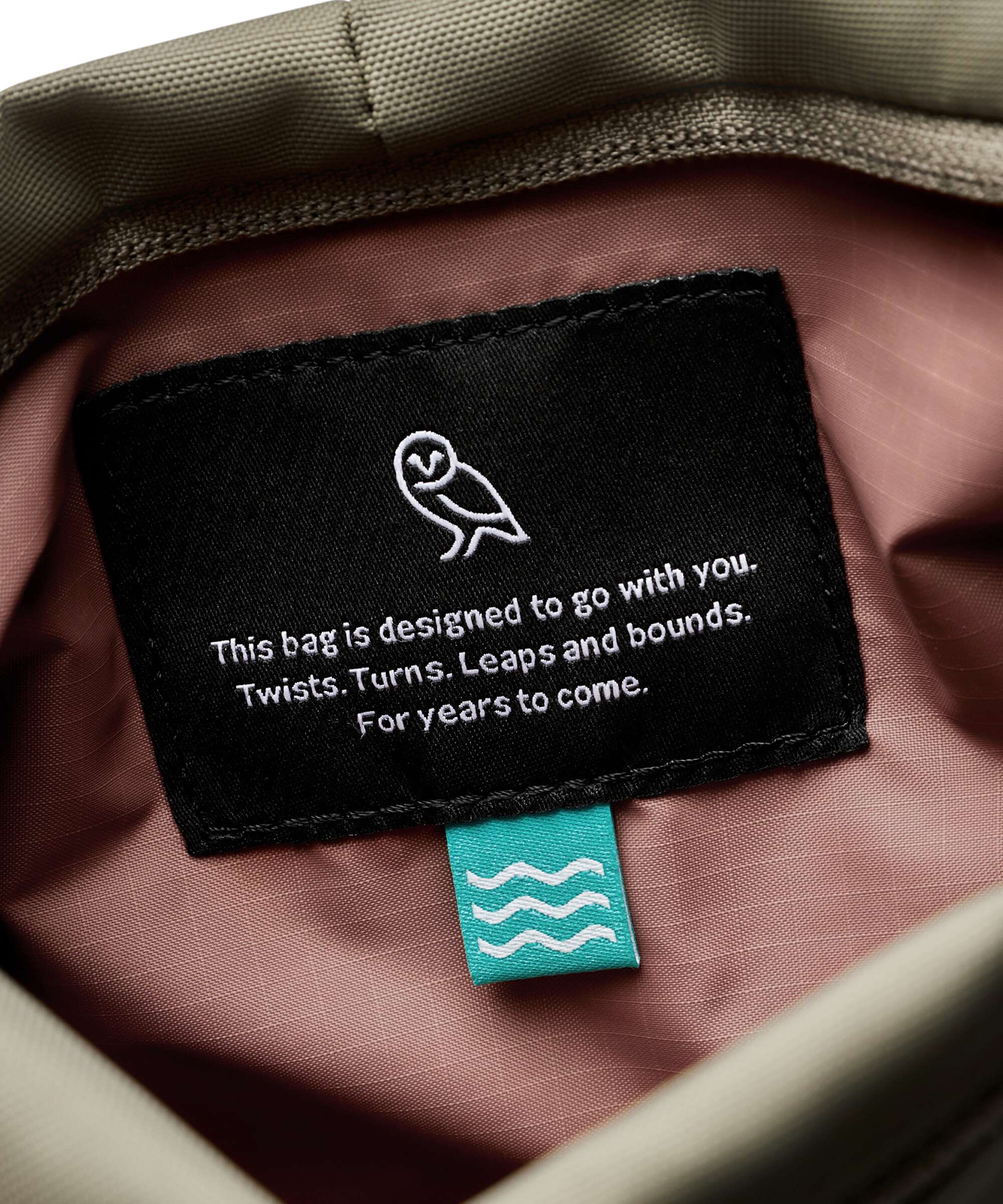 Bellroy Laneway 3.5L Crossbody bag sea kelp