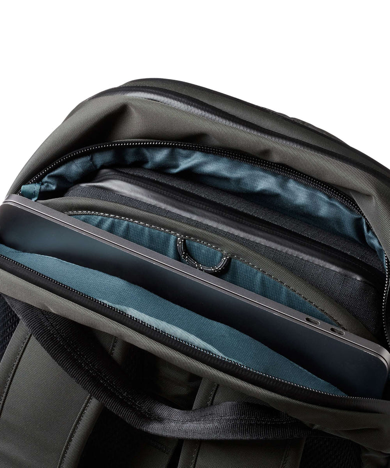 Bellroy Transit 22L Pro Backpack olive