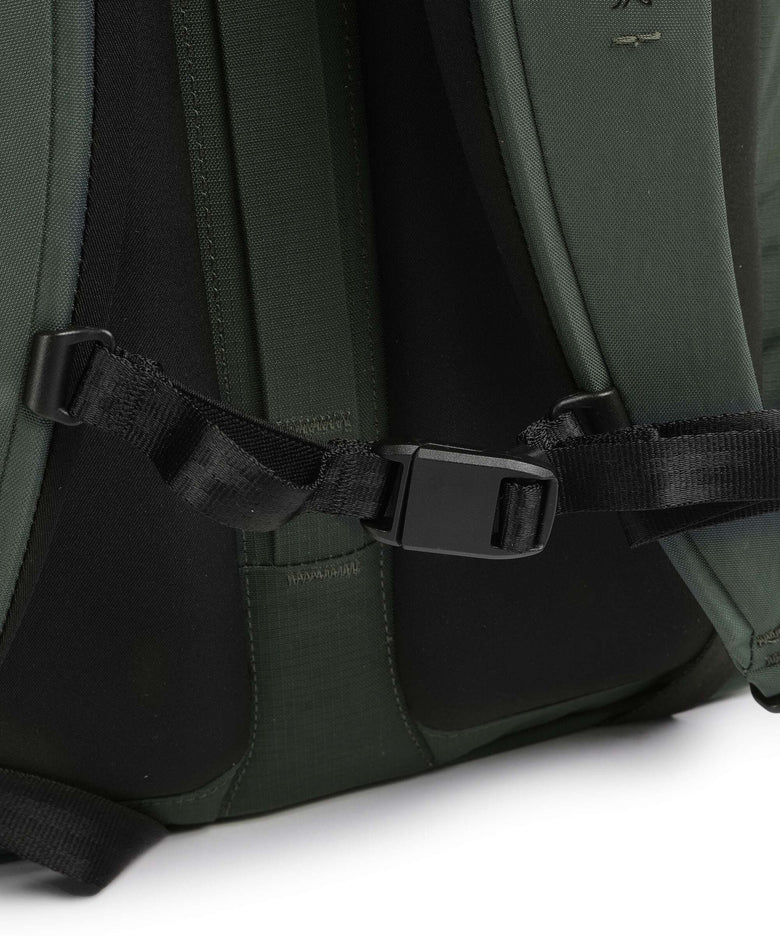 Bellroy Venture 26L Ready Backpack deep ocean